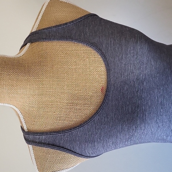 Lululemon Athletica grey racer back athletic top in size 6 - Picture 2 of 11